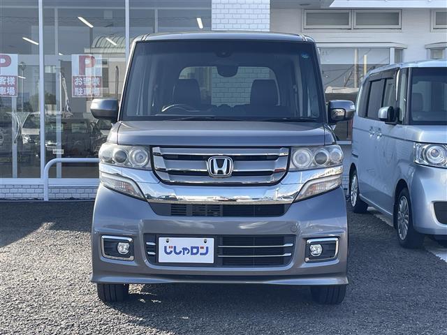 N-BOX G・ターボLパッケージ 禁煙車 純正ナビゲーション 両側パワースライドドア ハーフレザーシート HIDヘッドライト フォグランプ スマートキー プッシュスタート(2枚目)