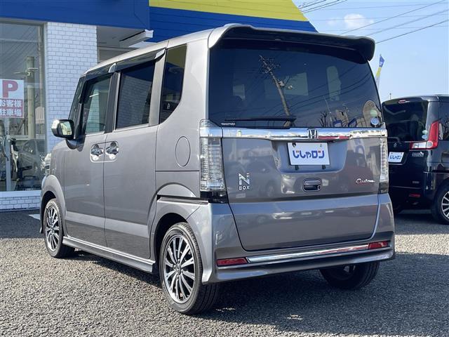 N-BOX G・ターボLパッケージ 禁煙車 純正ナビゲーション 両側パワースライドドア ハーフレザーシート HIDヘッドライト フォグランプ スマートキー プッシュスタート(7枚目)