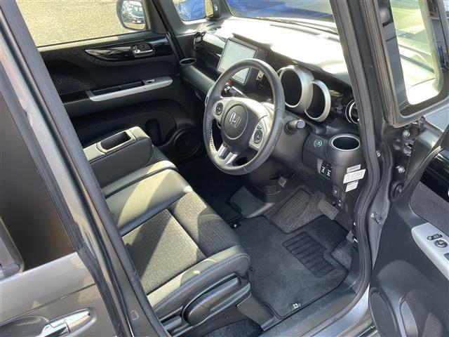 N-BOX G・ターボLパッケージ 禁煙車 純正ナビゲーション 両側パワースライドドア ハーフレザーシート HIDヘッドライト フォグランプ スマートキー プッシュスタート(24枚目)