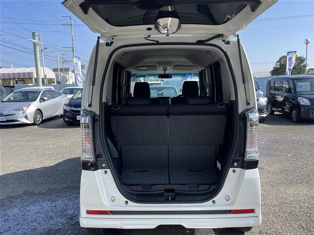 N-BOXカスタム G SSパッケージ 純正ナビゲーション バックカメラ 両側パワースライドドア HIDヘッドライト フォグランプ TRC アイドリングストップ 両席シートヒーター 社外アルミ積み込み プッシュスタート スマートキー(11枚目)