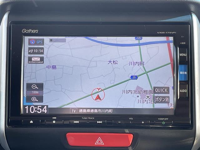 N-BOXカスタム G SSパッケージ 純正ナビゲーション バックカメラ 両側パワースライドドア HIDヘッドライト フォグランプ TRC アイドリングストップ 両席シートヒーター 社外アルミ積み込み プッシュスタート スマートキー(16枚目)