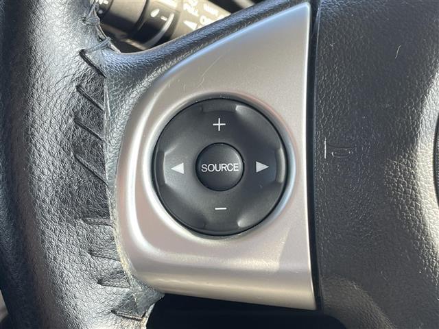 N-BOXカスタム G SSパッケージ 純正ナビゲーション バックカメラ 両側パワースライドドア HIDヘッドライト フォグランプ TRC アイドリングストップ 両席シートヒーター 社外アルミ積み込み プッシュスタート スマートキー(23枚目)