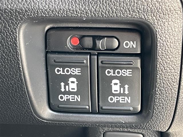 N-BOXカスタム G SSパッケージ 純正ナビゲーション バックカメラ 両側パワースライドドア HIDヘッドライト フォグランプ TRC アイドリングストップ 両席シートヒーター 社外アルミ積み込み プッシュスタート スマートキー(28枚目)