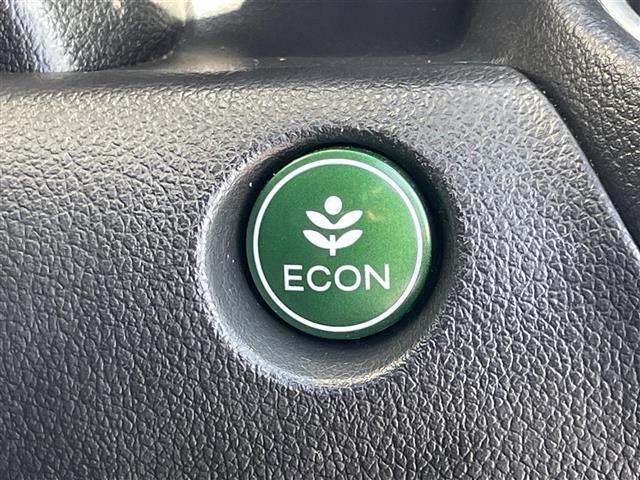 N-BOXカスタム G SSパッケージ 純正ナビゲーション バックカメラ 両側パワースライドドア HIDヘッドライト フォグランプ TRC アイドリングストップ 両席シートヒーター 社外アルミ積み込み プッシュスタート スマートキー(29枚目)