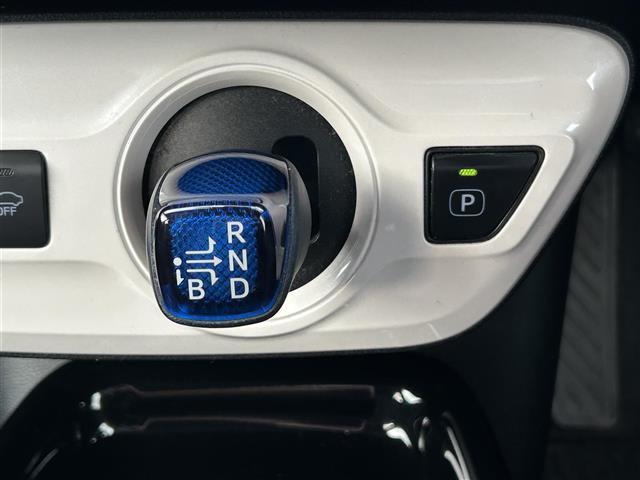 プリウス Sセーフティプラス(26枚目)