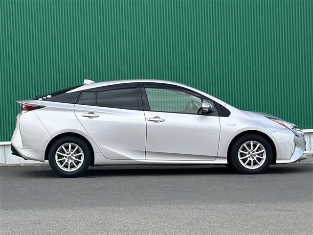 プリウス Sセーフティプラス(35枚目)