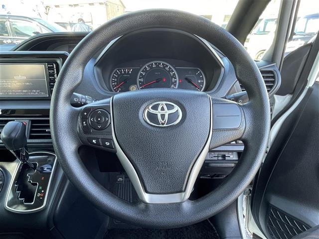 ヴォクシー Ｘ　純正ナビゲーション　バックカメラ　ＥＴＣ　両側パワースライドドア　オートＬＥＤヘッドライト　ＬＥＤデイライト　プッシュスタートスマートキー　ＴＲＣ　ＥＣＯモード切替　アイドリングストップ　リヤエアコン（18枚目）