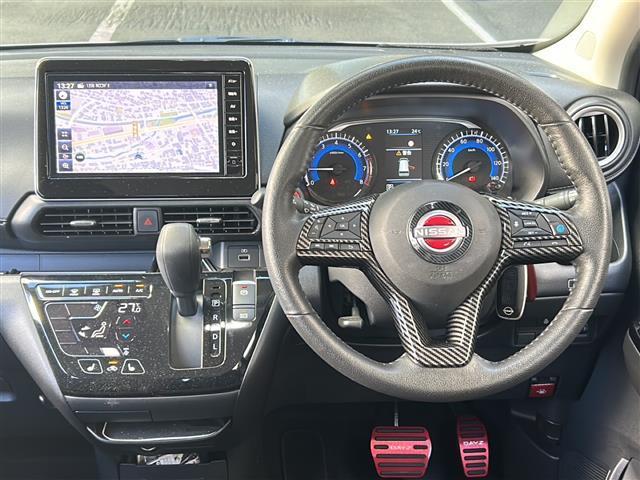 デイズ ハイウェイスター　Ｘ　プロパイロットエディション　寒冷地仕様　純正９型ナビ　アラウンドビューモニター　ＢＳＷ　ドライブレコーダー　ＥＴＣ　シートヒーター　ステアリングヒーター　電動パーキング　オートホールド　ドアバイザー　ＲＡＹＳアルミホイール（4枚目）