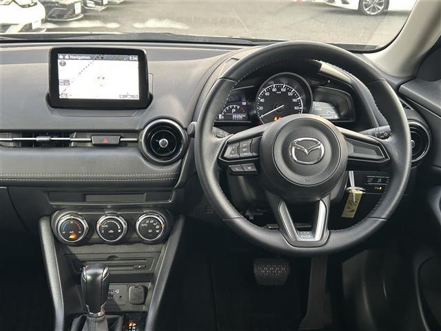 ＣＸ－３ １５Ｓ　ツーリング　禁煙　マツダコネクトナビ　３６０°ビューモニター　ＢＳＭ　前後ドライブレコーダー　ＥＴＣ　電動パーキングブレーキ　ブレーキホールド　パーキングセンサー　車線逸脱警報　衝突軽減　トノカバー（3枚目）