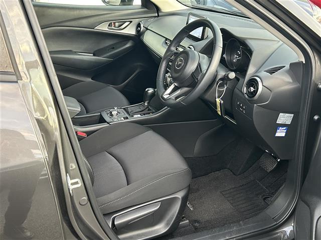 ＣＸ－３ １５Ｓ　ツーリング　禁煙　マツダコネクトナビ　３６０°ビューモニター　ＢＳＭ　前後ドライブレコーダー　ＥＴＣ　電動パーキングブレーキ　ブレーキホールド　パーキングセンサー　車線逸脱警報　衝突軽減　トノカバー（23枚目）
