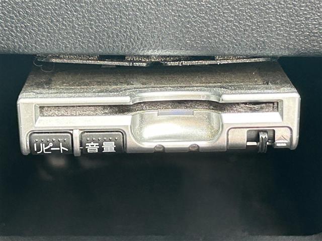 タント カスタムＸ　ＳＡ　禁煙　純正ナビ　ＣＤ／ＤＶＤ／ＤＴＶ／Ｂｌｕｅｔｏｏｔｈ　バックカメラ　両側パワースライドドア　ＬＥＤオートライト　ＥＴＣ　スマートキー　プッシュスタート　純正フロアマット　純正ドアバイザー（15枚目）