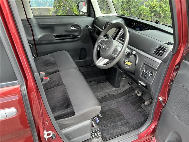 タント カスタムＸ　ＳＡ　禁煙　純正ナビ　ＣＤ／ＤＶＤ／ＤＴＶ／Ｂｌｕｅｔｏｏｔｈ　バックカメラ　両側パワースライドドア　ＬＥＤオートライト　ＥＴＣ　スマートキー　プッシュスタート　純正フロアマット　純正ドアバイザー（20枚目）