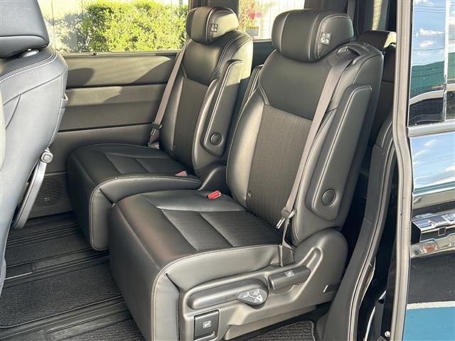 ステップワゴン e:HEVスパーダ 禁煙 純正11.4型ナビ 15.6型フリップダウンモニター 前後ドライブレコーダー オットマン パワーバックドア BSI ホンダセンシング シートヒーター コンビシート トリプルゾーンエアコン ETC(28枚目)