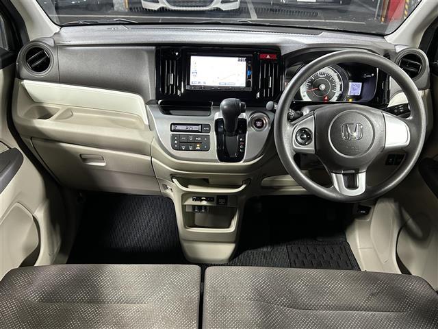 N-WGN G SSパッケージ 純正ナビ バックカメラ フルセグ Bluetooth ETC 充電用USBジャック プッシュスタート シティブレーキアクティブシステム 純正フロアマット カーテンエアバッグ ステアリングスイッチ(4枚目)