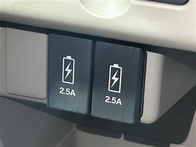 N-WGN G SSパッケージ 純正ナビ バックカメラ フルセグ Bluetooth ETC 充電用USBジャック プッシュスタート シティブレーキアクティブシステム 純正フロアマット カーテンエアバッグ ステアリングスイッチ(10枚目)