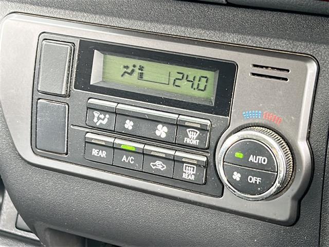 ハイエースバン スーパーGL ダークプライム バックカメラ ETC LEDヘッドライト ウッドコンビステアリング 電動格納ミラー ドアバイザー スマートキー/プッシュスタート オートライト リモートスタート フロアマット(8枚目)