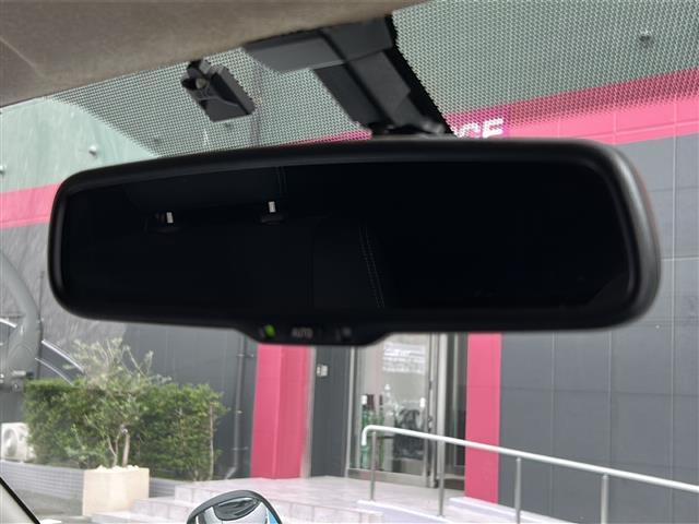 ハイエースバン スーパーGL ダークプライム バックカメラ ETC LEDヘッドライト ウッドコンビステアリング 電動格納ミラー ドアバイザー スマートキー/プッシュスタート オートライト リモートスタート フロアマット(20枚目)