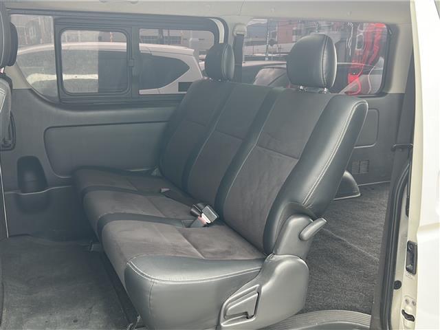 ハイエースバン スーパーGL ダークプライム バックカメラ ETC LEDヘッドライト ウッドコンビステアリング 電動格納ミラー ドアバイザー スマートキー/プッシュスタート オートライト リモートスタート フロアマット(24枚目)