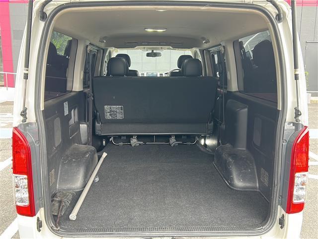 ハイエースバン スーパーGL ダークプライム バックカメラ ETC LEDヘッドライト ウッドコンビステアリング 電動格納ミラー ドアバイザー スマートキー/プッシュスタート オートライト リモートスタート フロアマット(29枚目)