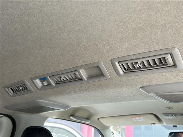 ハイエースバン スーパーGL ダークプライム バックカメラ ETC LEDヘッドライト ウッドコンビステアリング 電動格納ミラー ドアバイザー スマートキー/プッシュスタート オートライト リモートスタート フロアマット(31枚目)