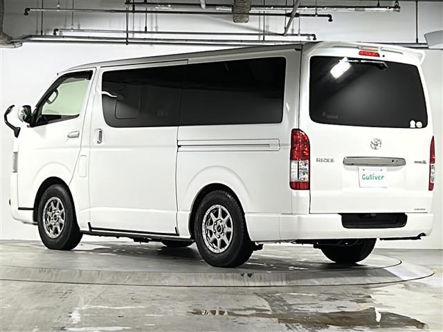 ハイエースバン スーパーGL ダークプライム バックカメラ ETC LEDヘッドライト ウッドコンビステアリング 電動格納ミラー ドアバイザー スマートキー/プッシュスタート オートライト リモートスタート フロアマット(33枚目)