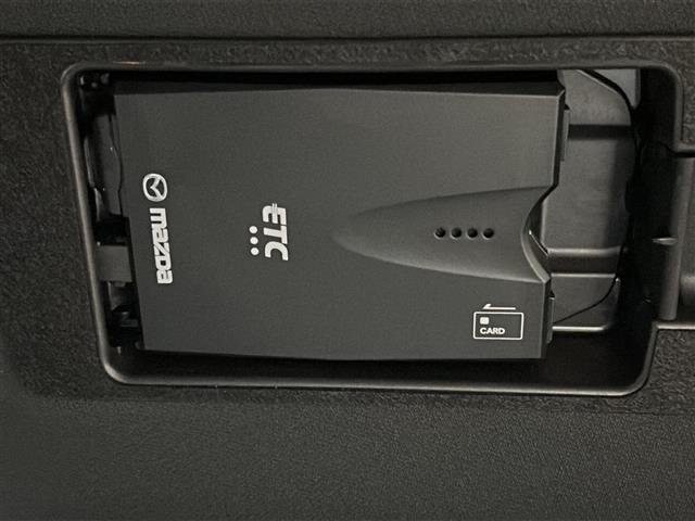 CX-8 XDプロアクティブ 禁煙 純正ナビ DVD/DTV/Bluetooth/USB 360度ビューモニター レーダークルーズコントロール パワーシート メモリーシート シートヒーター ステアヒーター パワーバックドア(15枚目)