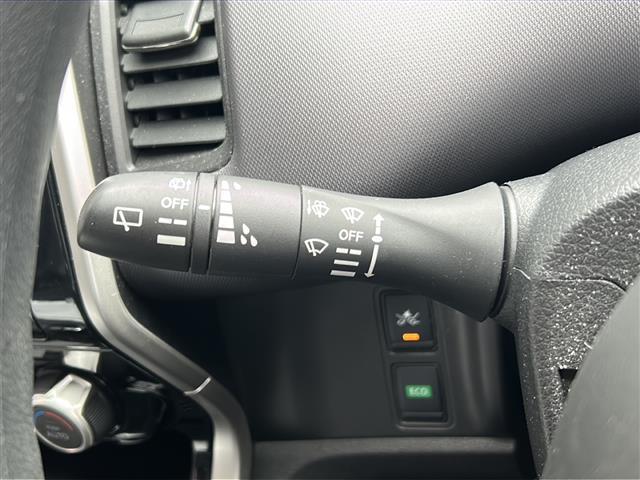 セレナ Ｘ　ＶセレクションＩＩ　禁煙車　純正７型ナビ　両側パワースライドドア　全方位カメラ　レーダークルーズコントロールバックカメラ　エマージェンシーブレーキ　パーキングアシスト　リアオートエアコン　保証書　ドラレコ（12枚目）