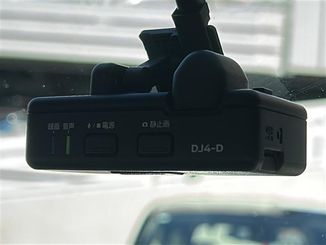 デイズルークス X Vセレクション 禁煙 純正ナビ アラウンドビューモニター エマージェンシーブレーキ 車線逸脱警報 コーナーセンサー ドライブレコーダー ETC 革調シートカバー サンシェード サーキュレーター スマートキー/スペア(19枚目)