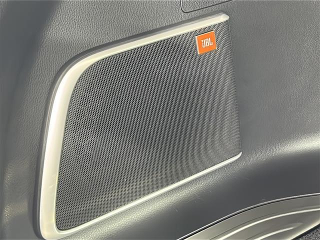 ハリアーハイブリッド Z レザーパッケージ 禁煙 JBL 純正12.3型ナビ パノラミックビューモニター デジタルインナーミラー BSM シートヒーター ベンチレーション レザーシート ステアリングヒーター ETC2.0 LEDヘッドライト(5枚目)