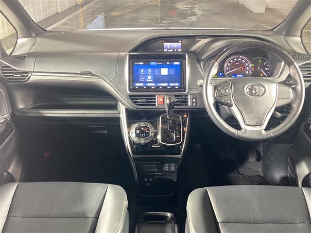 エスクァイア Gi 純正ナビ 両側パワースライドドア プリクラッシュセーフティ レーダークルーズコントロール レーンキープアシスト TRDエアロパーツ シートヒーター 純正アルミホイール 前後ドライブレコーダー LED(42枚目)