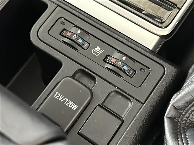 ランドクルーザープラド TX Lパッケージ マットブラックエディション 禁煙 サンルーフ 社外9型ナビ バックカメラ ETC ドライブレコーダー 黒レザーシート シートヒーター/ベンチレーション ブラックルーフレール レーダークルーズコントロール 衝突軽減 LTA RSA(10枚目)