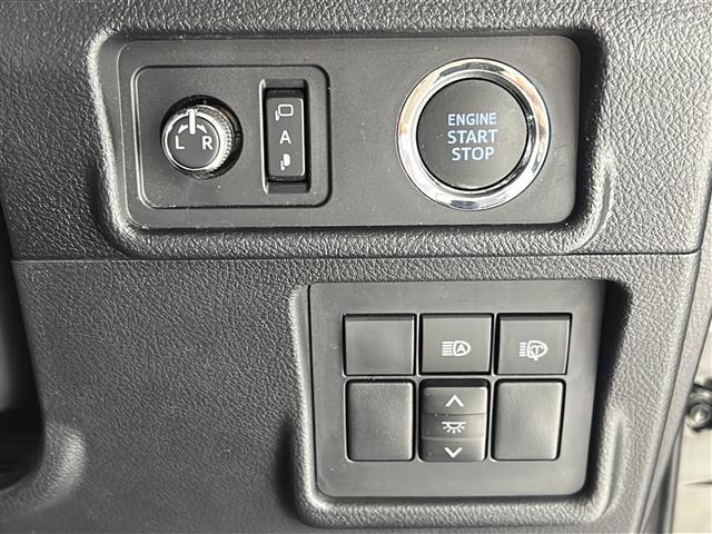 ランドクルーザープラド TX Lパッケージ マットブラックエディション 禁煙 サンルーフ 社外9型ナビ バックカメラ ETC ドライブレコーダー 黒レザーシート シートヒーター/ベンチレーション ブラックルーフレール レーダークルーズコントロール 衝突軽減 LTA RSA(11枚目)