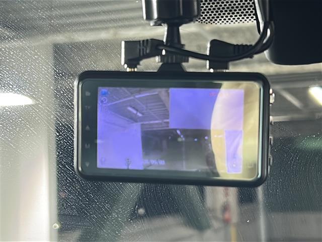 ランドクルーザープラド TX Lパッケージ マットブラックエディション 禁煙 サンルーフ 社外9型ナビ バックカメラ ETC ドライブレコーダー 黒レザーシート シートヒーター/ベンチレーション ブラックルーフレール レーダークルーズコントロール 衝突軽減 LTA RSA(17枚目)