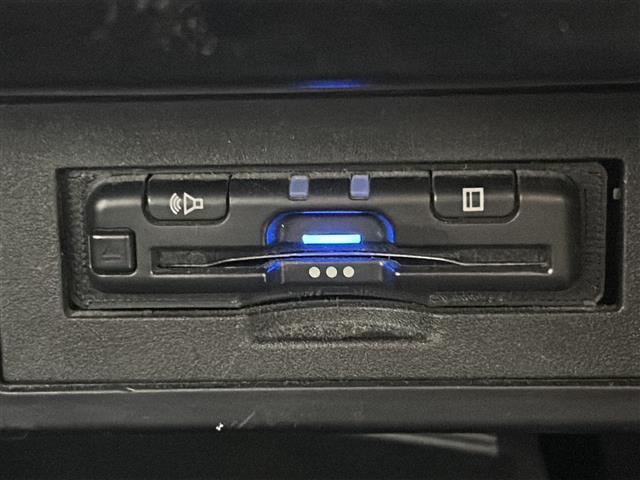 ランドクルーザープラド TX Lパッケージ マットブラックエディション 禁煙 サンルーフ 社外9型ナビ バックカメラ ETC ドライブレコーダー 黒レザーシート シートヒーター/ベンチレーション ブラックルーフレール レーダークルーズコントロール 衝突軽減 LTA RSA(18枚目)