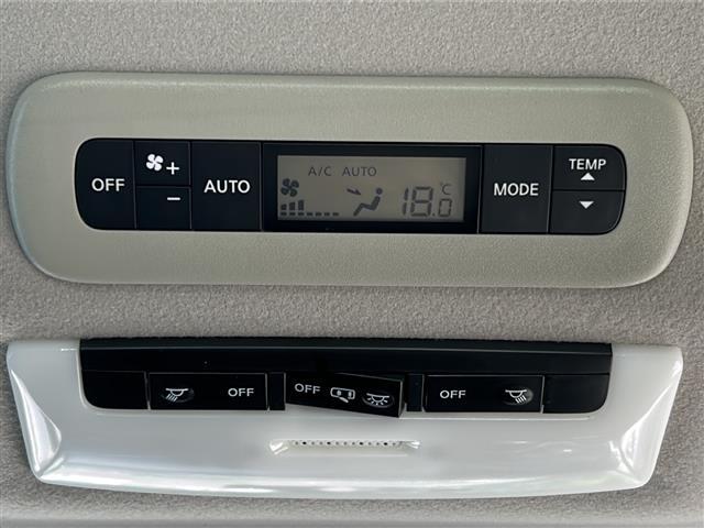 セレナ e-パワー ハイウェイスターV 禁煙 セーフティパックB 純正ナビ フリップダウンモニター アラウンドビューモニター プロパイロット デジタルミラー BSW ドライブレコーダー 前後ドライブレコーダー ETC OP16インチアルミ(13枚目)