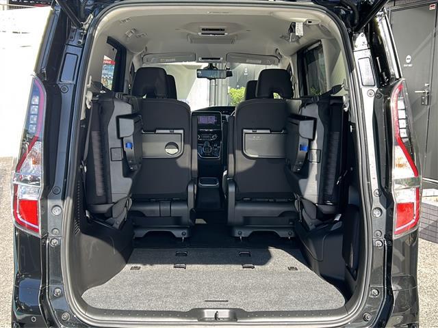 セレナ e-パワー ハイウェイスターV 禁煙 セーフティパックB 純正ナビ フリップダウンモニター アラウンドビューモニター プロパイロット デジタルミラー BSW ドライブレコーダー 前後ドライブレコーダー ETC OP16インチアルミ(27枚目)