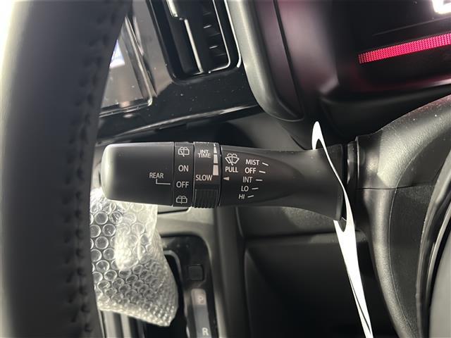 スペーシアカスタム ハイブリッドＸＳターボ　禁煙　４ＷＤ　ターボ　ＯＰ９型ナビ　全方位モニター　ＨＵＤ　レーダークルーズコントロール　ハーフレザー　シートヒーター　両側パワースライドドア　コーナーセンサー　サーキュレーター　ＬＥＤライト　フォグ（13枚目）