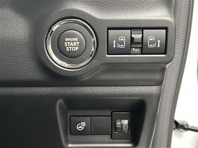 スペーシアカスタム ハイブリッドＸＳターボ　禁煙　４ＷＤ　ターボ　ＯＰ９型ナビ　全方位モニター　ＨＵＤ　レーダークルーズコントロール　ハーフレザー　シートヒーター　両側パワースライドドア　コーナーセンサー　サーキュレーター　ＬＥＤライト　フォグ（17枚目）