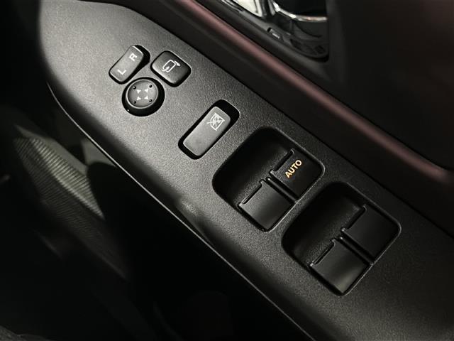 スペーシアカスタム ハイブリッドＸＳターボ　禁煙　４ＷＤ　ターボ　ＯＰ９型ナビ　全方位モニター　ＨＵＤ　レーダークルーズコントロール　ハーフレザー　シートヒーター　両側パワースライドドア　コーナーセンサー　サーキュレーター　ＬＥＤライト　フォグ（19枚目）