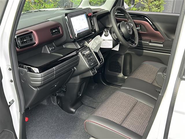 スペーシアカスタム ハイブリッドＸＳターボ　禁煙　４ＷＤ　ターボ　ＯＰ９型ナビ　全方位モニター　ＨＵＤ　レーダークルーズコントロール　ハーフレザー　シートヒーター　両側パワースライドドア　コーナーセンサー　サーキュレーター　ＬＥＤライト　フォグ（24枚目）