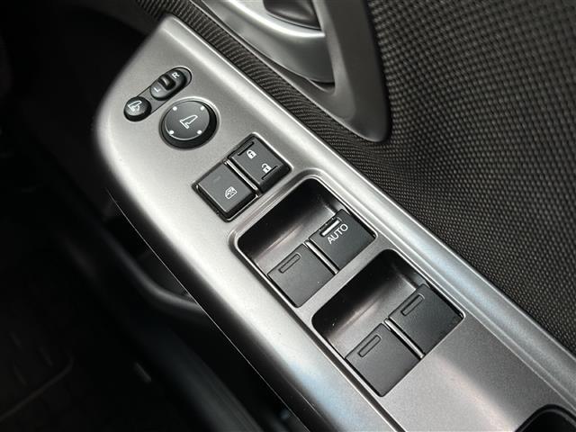 フリードハイブリッド ハイブリッド・Ｇ　禁煙　７人乗　社外ナビ　バックカメラ　シートヒータ　ホンダセンシング　レーダークルーズコントロール　両側パワースライドドア　ＬＥＤヘッドライト　アクティブコーナリングライト　ロールサンシェード（17枚目）