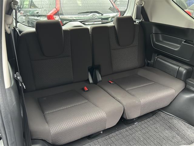 フリードハイブリッド ハイブリッド・Ｇ　禁煙　７人乗　社外ナビ　バックカメラ　シートヒータ　ホンダセンシング　レーダークルーズコントロール　両側パワースライドドア　ＬＥＤヘッドライト　アクティブコーナリングライト　ロールサンシェード（21枚目）