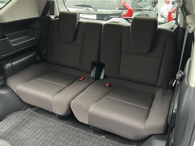 フリードハイブリッド ハイブリッド・Ｇ　禁煙　７人乗　社外ナビ　バックカメラ　シートヒータ　ホンダセンシング　レーダークルーズコントロール　両側パワースライドドア　ＬＥＤヘッドライト　アクティブコーナリングライト　ロールサンシェード（25枚目）