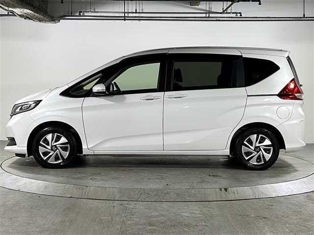 フリードハイブリッド ハイブリッド・Ｇ　禁煙　７人乗　社外ナビ　バックカメラ　シートヒータ　ホンダセンシング　レーダークルーズコントロール　両側パワースライドドア　ＬＥＤヘッドライト　アクティブコーナリングライト　ロールサンシェード（40枚目）