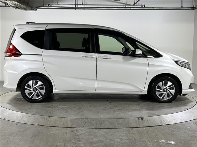 フリードハイブリッド ハイブリッド・Ｇ　禁煙　７人乗　社外ナビ　バックカメラ　シートヒータ　ホンダセンシング　レーダークルーズコントロール　両側パワースライドドア　ＬＥＤヘッドライト　アクティブコーナリングライト　ロールサンシェード（41枚目）