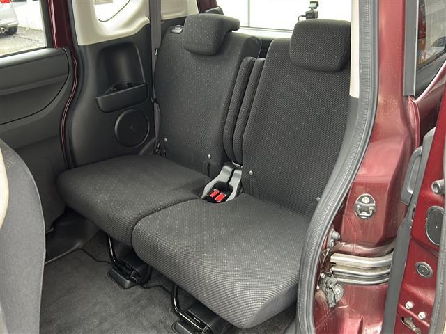 N-BOX G SSパッケージ 禁煙☆CTBA☆純正ナビ☆バックカメラ☆両側パワースライドドア☆スマートキー☆スペアキー☆純正アルミホイール☆ステアリングスイッチ☆純正フロアマット☆ドアバイザー☆ヘッドライトレベライザー(20枚目)