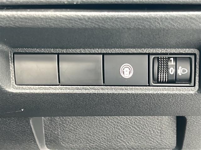 ノート S 禁煙 社外ナビ  アラウンドビューモニター エマージェンシーブレーキ 速度標識認識 道路標識認識 BSW ETC インテリジェントルームミラー コーナーセンサー ハイビームアシスト スマートキー(18枚目)