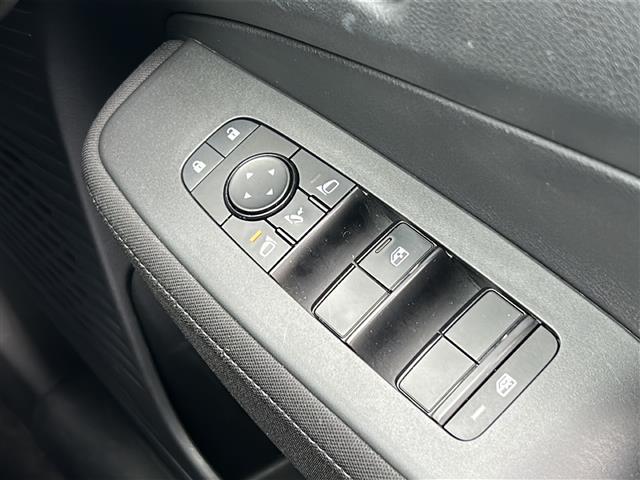 ノート S 禁煙 社外ナビ  アラウンドビューモニター エマージェンシーブレーキ 速度標識認識 道路標識認識 BSW ETC インテリジェントルームミラー コーナーセンサー ハイビームアシスト スマートキー(22枚目)