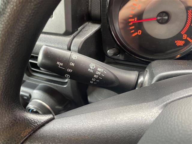 ジムニー XL 禁煙 ディスプレイオーディオ バックカメラ 衝突軽減 車線逸脱警報 オートライト ETC フロアマット スマートキー プッシュスタート スペアキー シートヒーター フォグランプ ヘッドライトレベライザ(13枚目)