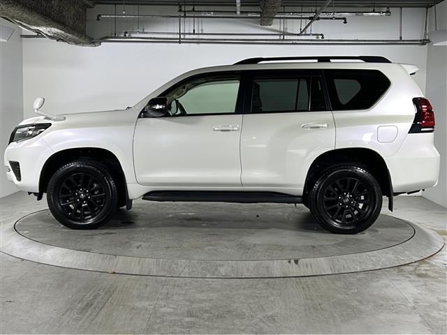 ランドクルーザープラド TX Lパッケージ マットブラックエディション 禁煙 7人乗 ムーンルーフ 純正9型ナビ バックカメラ HDMI/USB ドライブレコーダー ETC レザーシート シートヒーター/ベンチレーション ヘッドランプウォッシャー LEDヘッドランプ(32枚目)